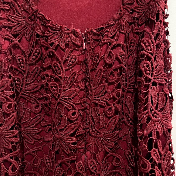 Women’s Dress - Picture 6 of 8